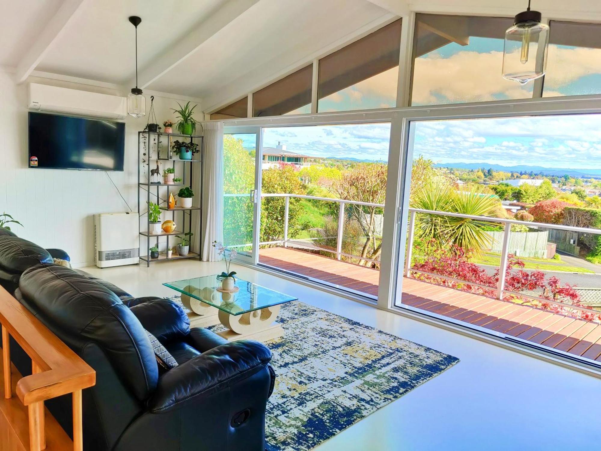 Delight In Birch-Lake View Holiday Home เทาโป ภายนอก รูปภาพ