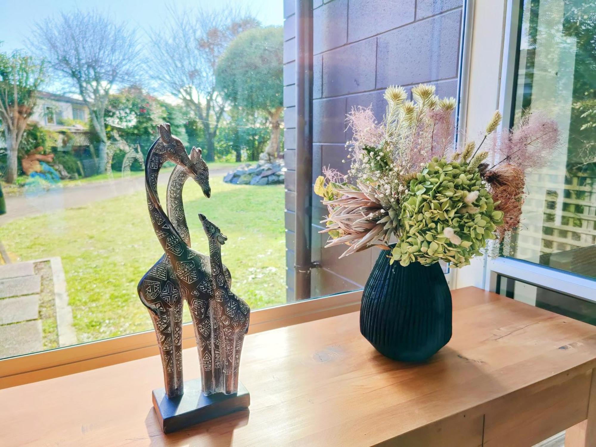 Delight In Birch-Lake View Holiday Home เทาโป ภายนอก รูปภาพ