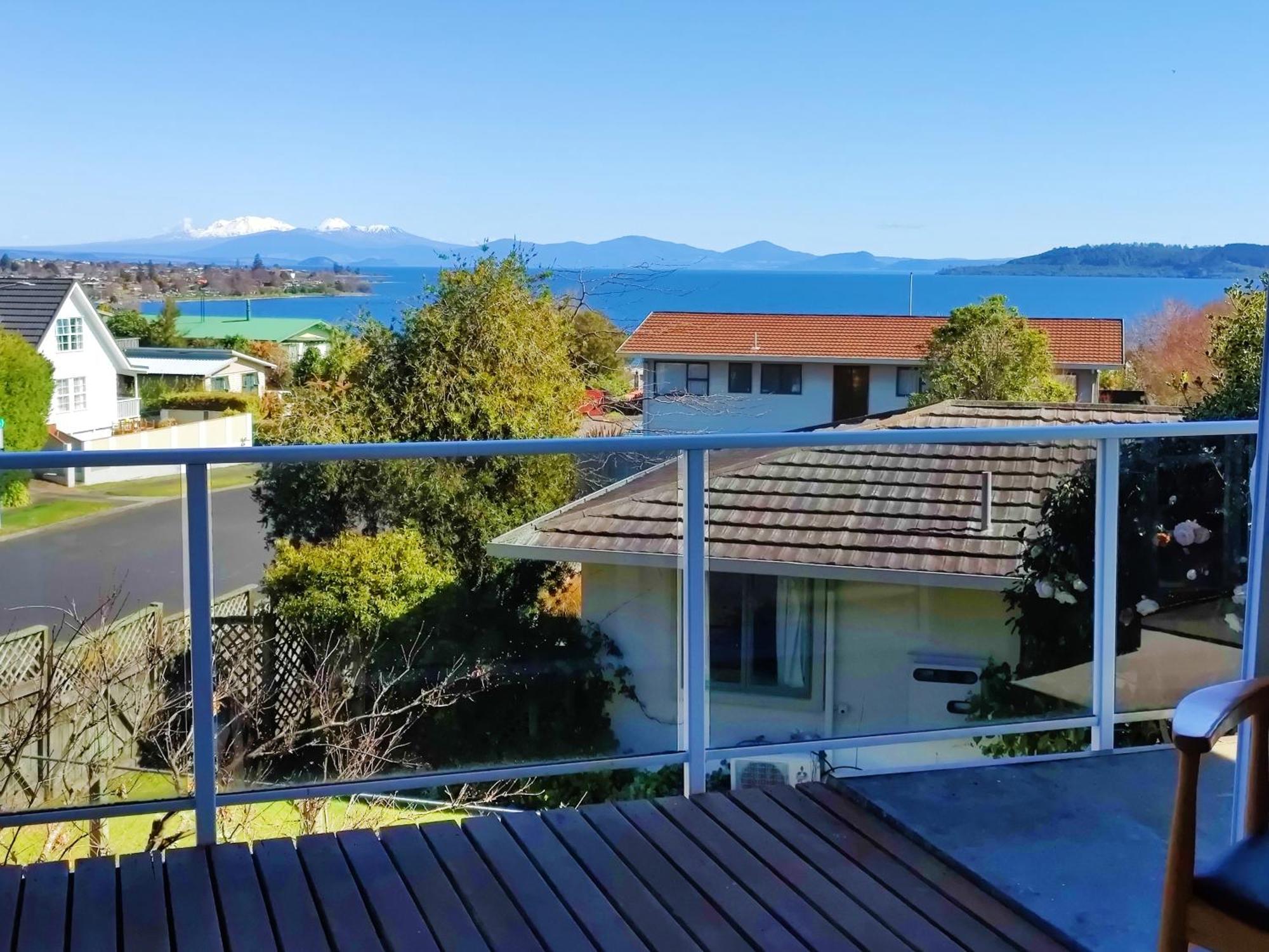 Delight In Birch-Lake View Holiday Home เทาโป ภายนอก รูปภาพ